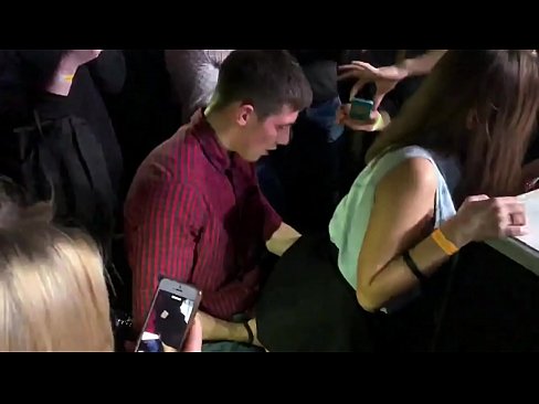 ❤️ Seks i vërtetë në një klub nate rus. Një vajzë 18-vjeçare ruse në anus dhe vaginë është qitur në një klub nate ❤❌ Video seksi në sq.pornogroupp.ru ﹏